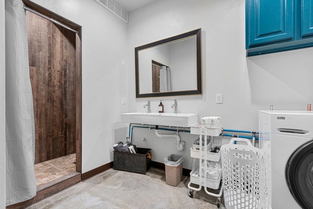 A photo showcasing the property