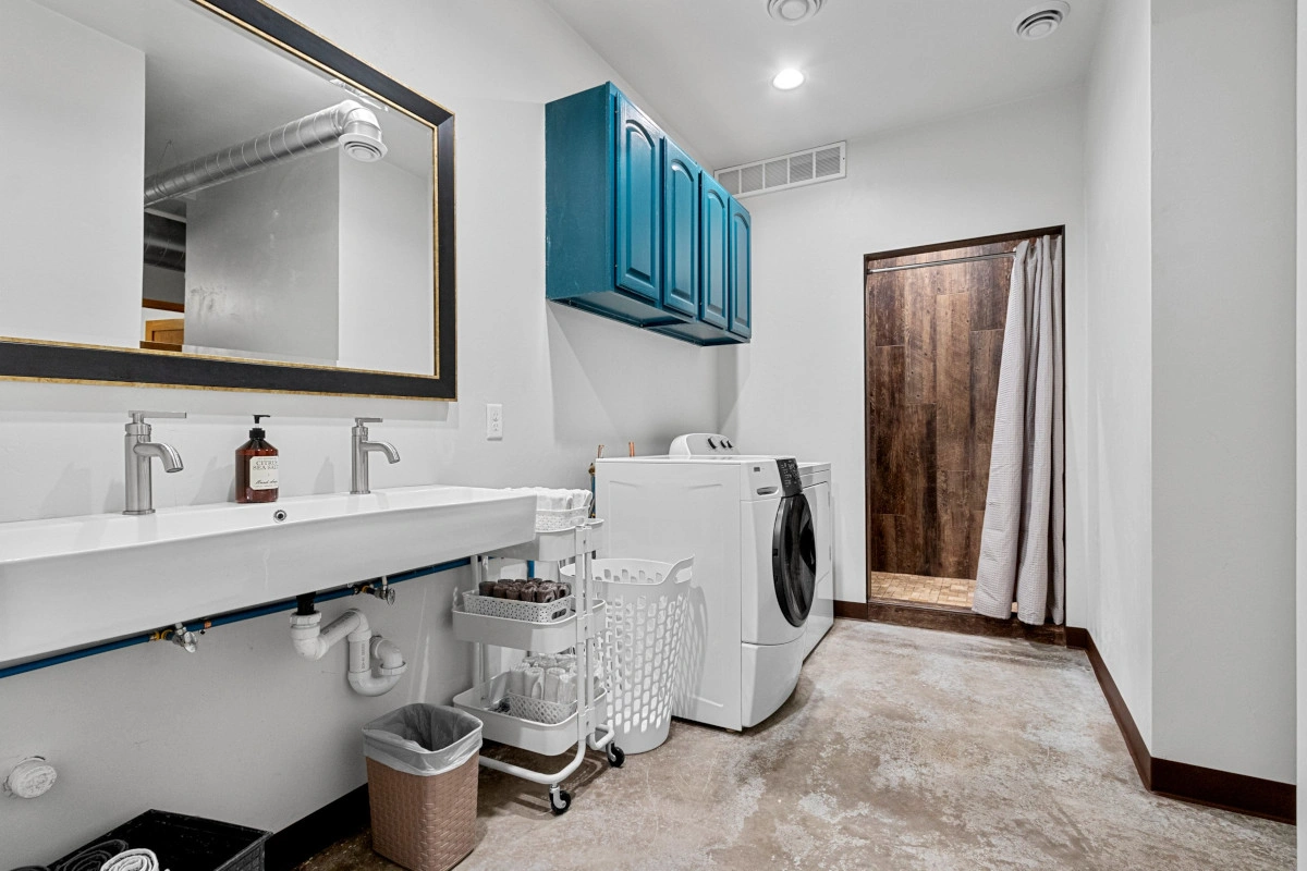 A photo showcasing the property