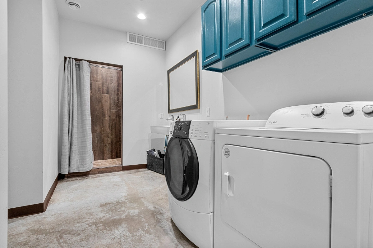 A photo showcasing the property